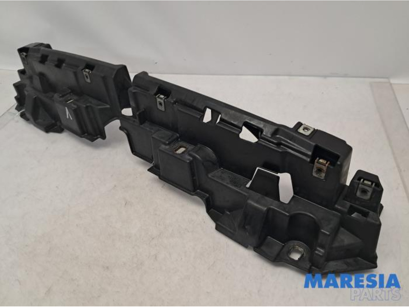 Fiat - Punto - Front part support