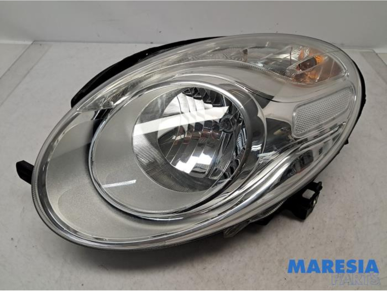Fiat - 500L - Phare gauche