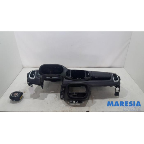Fiat - 500L - Airbag set + dashboard