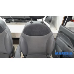 Fiat - 500L - Bekleding Set (compleet)