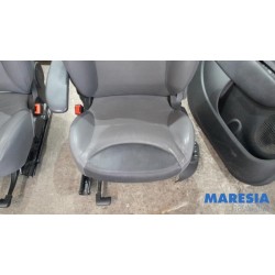 Fiat - 500L - Bekleding Set (compleet)