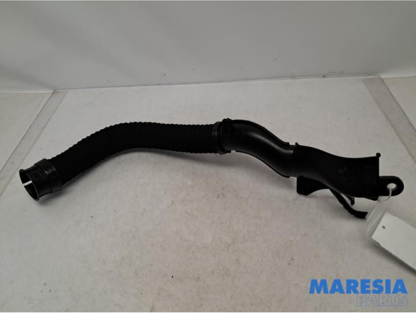 Renault - Kangoo - Air intake hose