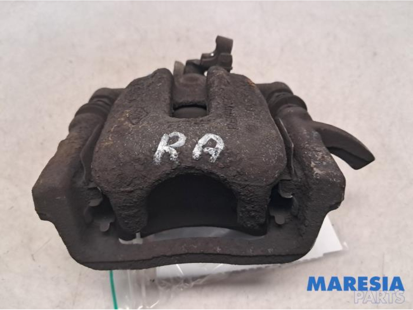 Renault - Kangoo - Rear brake calliper, right