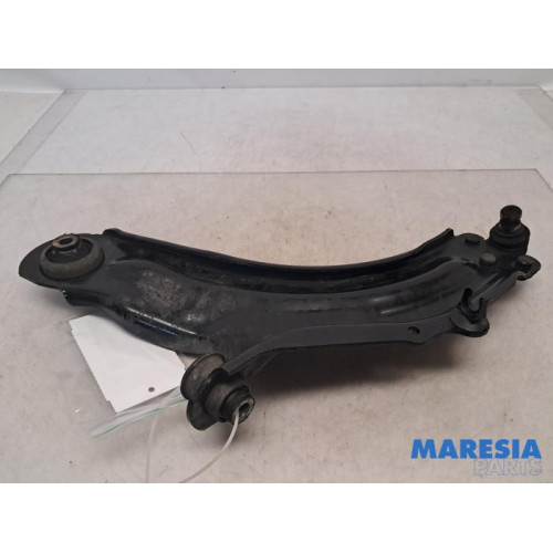 Renault - Kangoo - Front lower wishbone, left