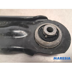 Renault - Kangoo - Front lower wishbone, right