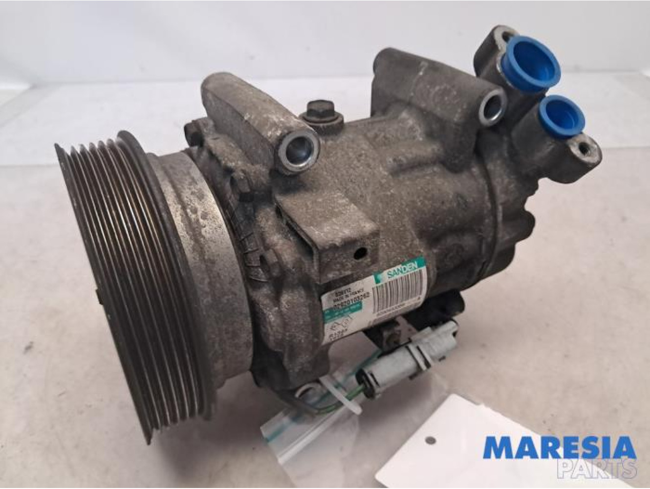 Renault - Kangoo - Air conditioning pump