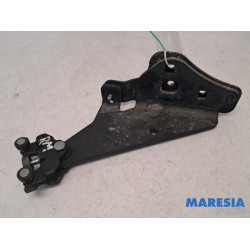 Renault - Kangoo - Sliding door roller, right