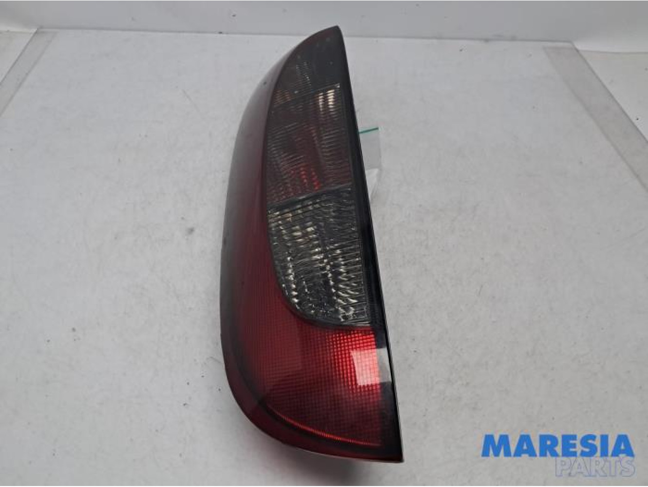 Opel - Corsa - Achterlicht links