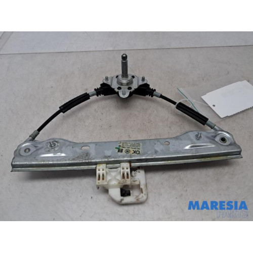 Fiat - Panda - Rear door window mechanism 4-door, right