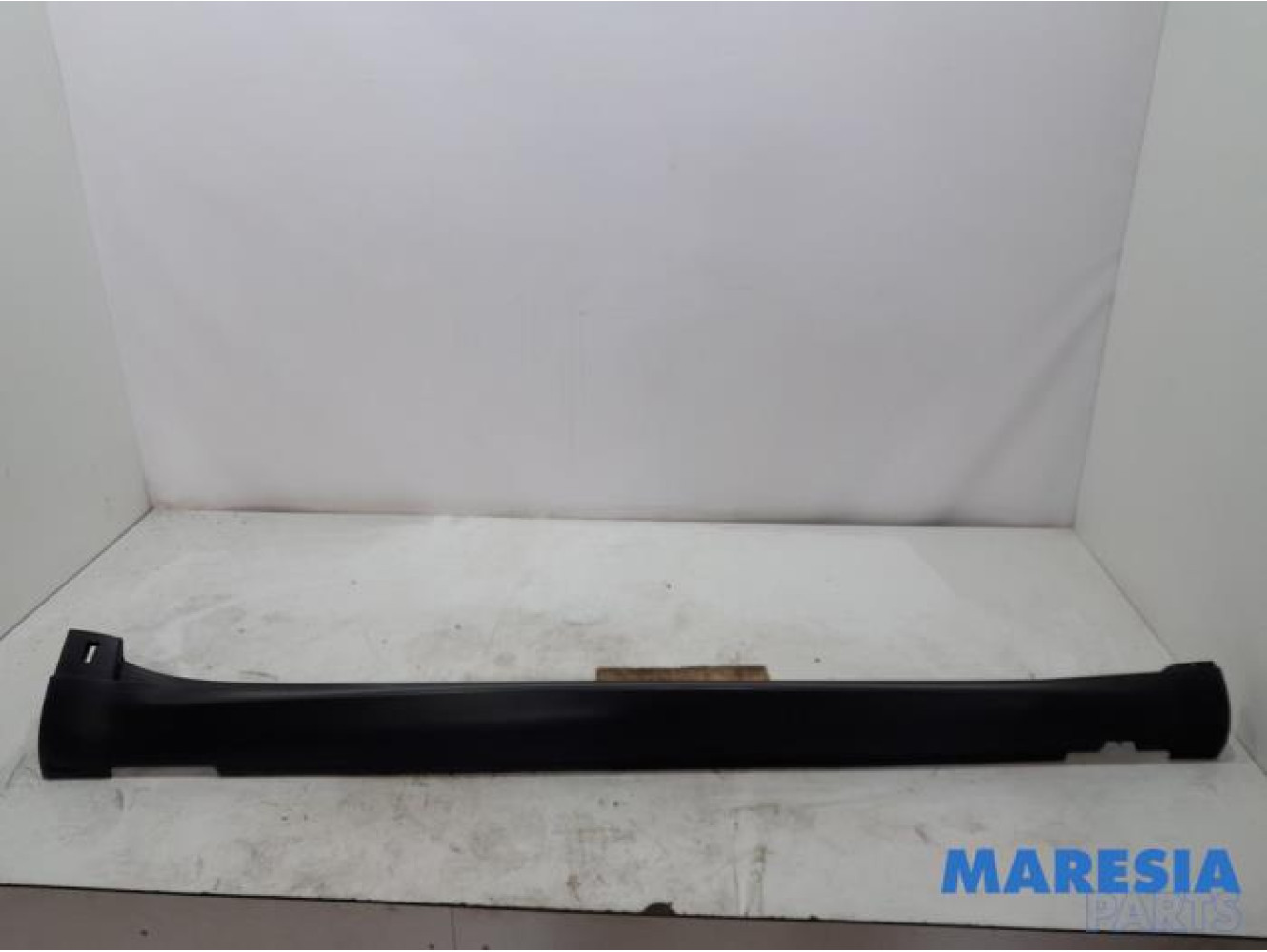 Citroen - C4 Cactus - Marche-pied (list de couverture) droite