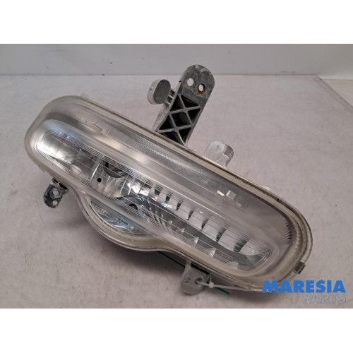 Fiat - Panda - Tageslicht links