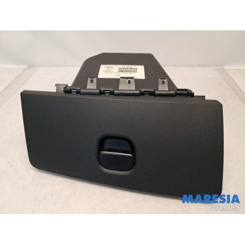 Fiat - Panda - Glovebox