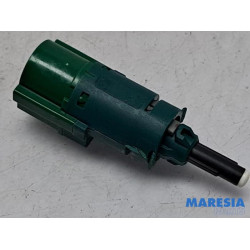 Citroen - C3 - Brake light switch