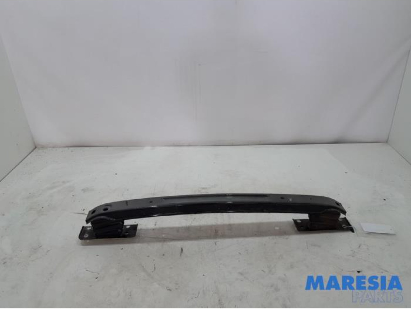 Fiat - 500 - Rear bumper frame