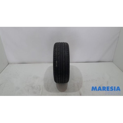 Opel - Combo - Tyre