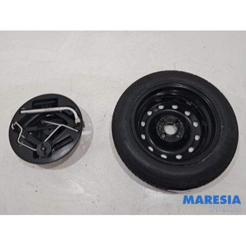 Fiat - 500 - Krikset + reservewiel