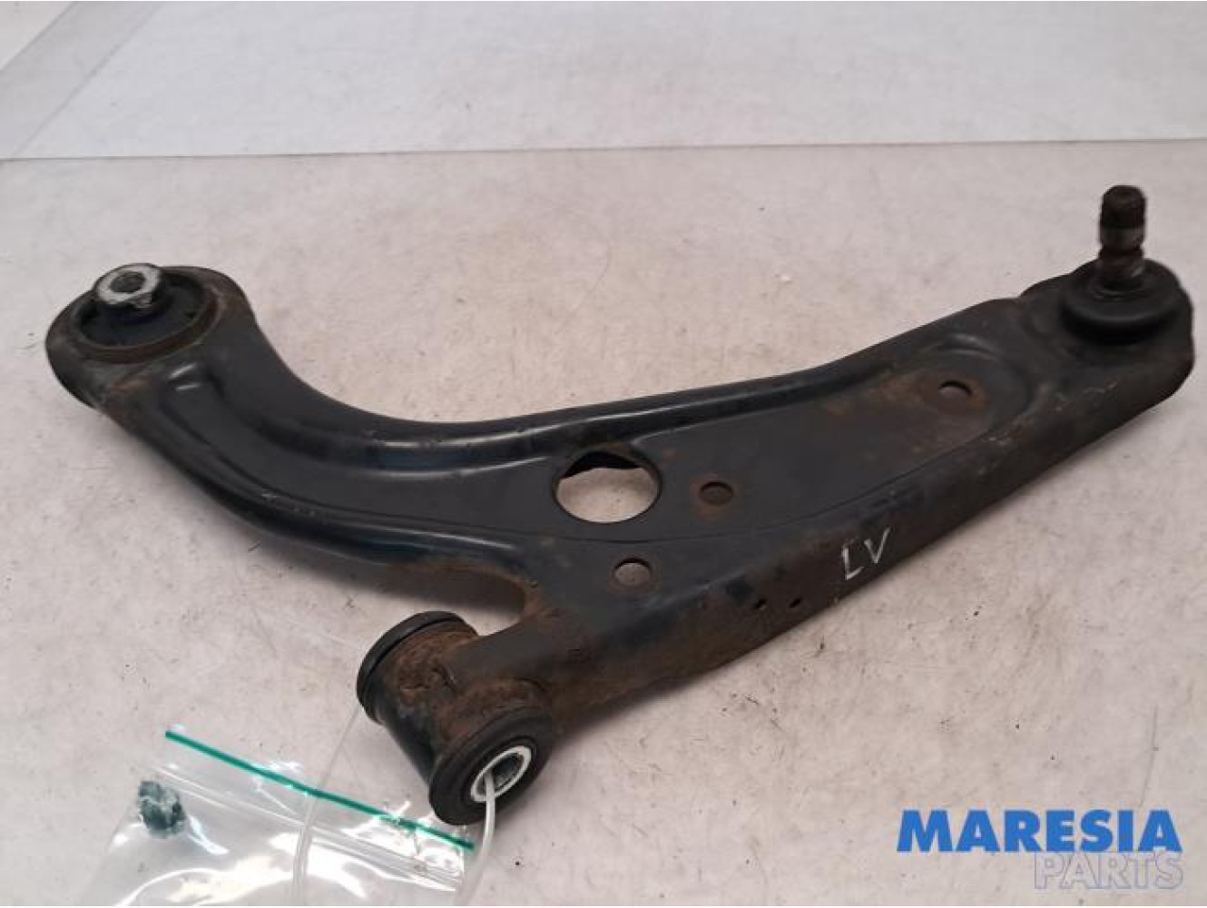 Fiat - Panda - Front lower wishbone, left