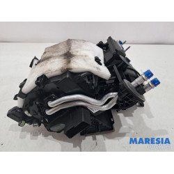 Citroen - C4 Cactus - Heater housing
