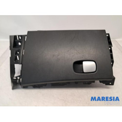 Fiat - 500L - Handschuhfach