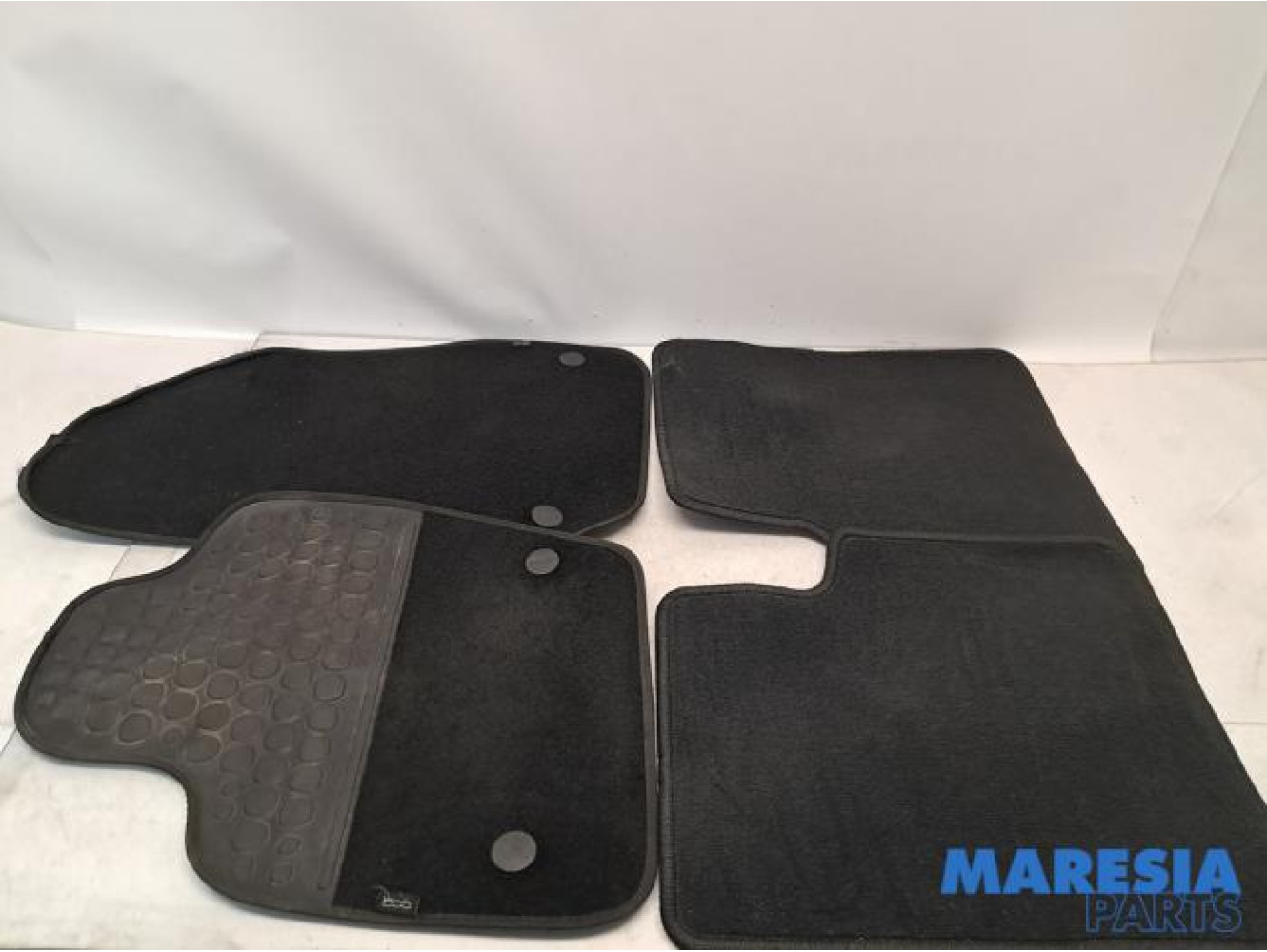 Fiat - 500L - Kit tapis