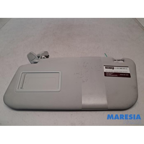 Fiat - 500L - Sun visor