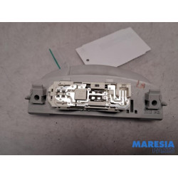 Fiat - 500L - Handle