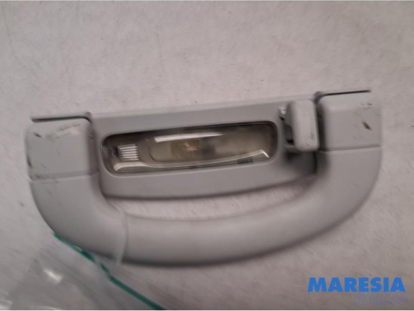 Fiat - 500L - Handle