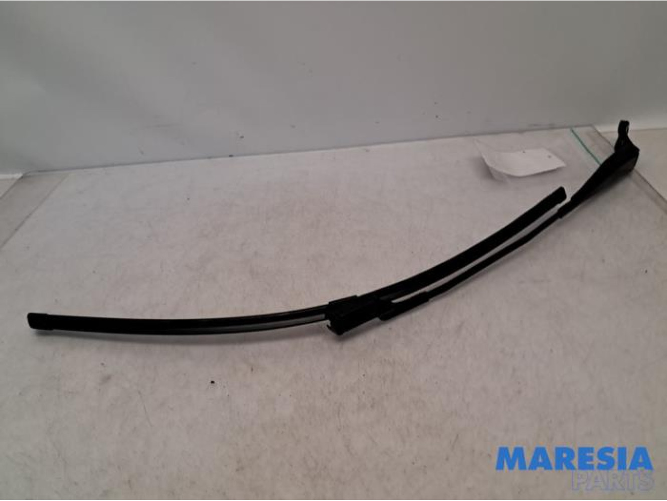 Citroen - C3 - Front wiper arm