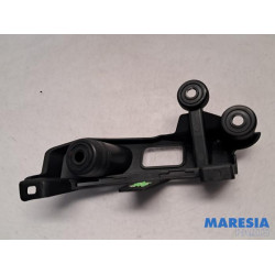 Citroen - C3 - Rear bumper bracket central