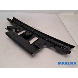 Citroen - C3 - Rear bumper bracket central