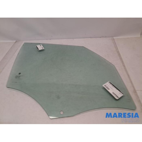 Fiat - 500L - Door window 4-door, front right