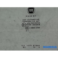Fiat - 500L - Door window 4-door, front left