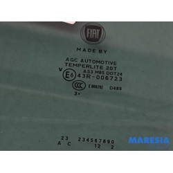 Fiat - 500L - Türscheibe 4-türig links hinten