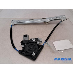 Fiat - 500L - Rear door window mechanism 4-door, right