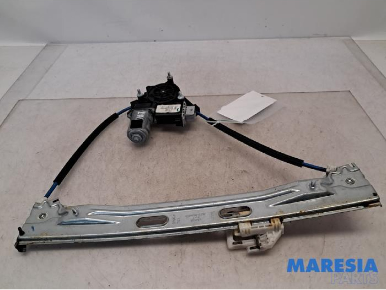 Fiat - 500L - Rear door window mechanism 4-door, left