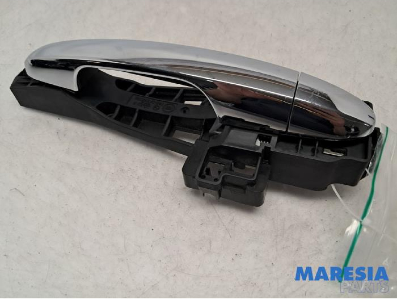 Fiat - 500L - Rear door handle 4-door, right