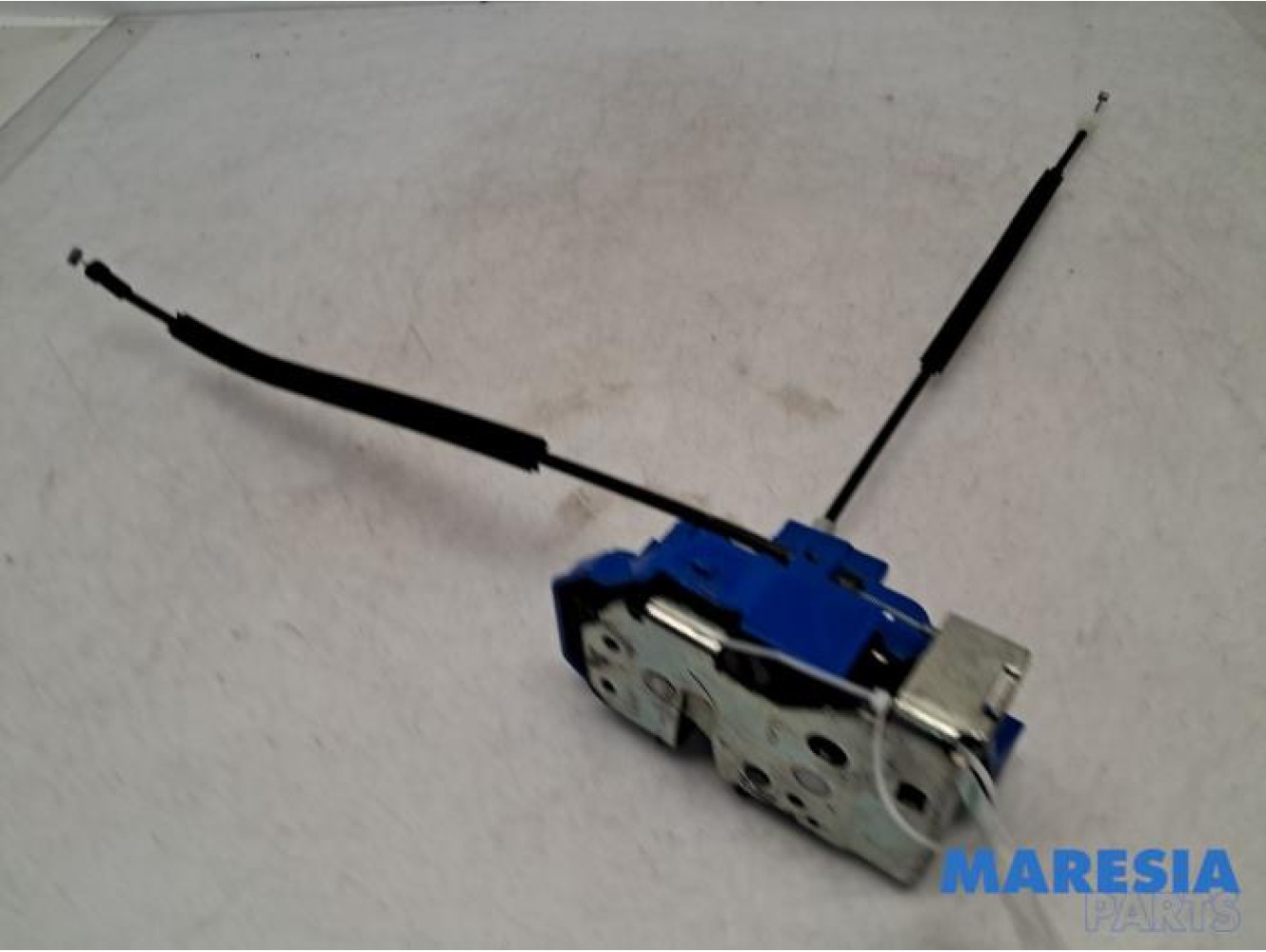 Fiat - 500L - Front door lock mechanism 4-door, right