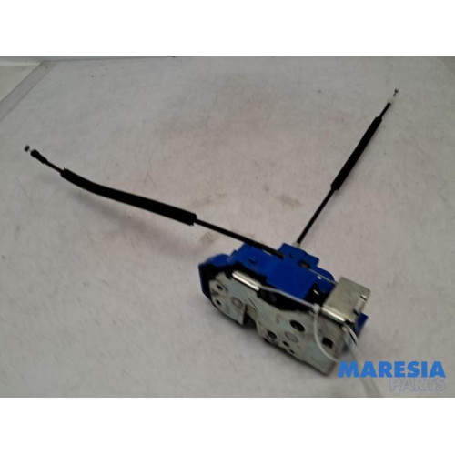 Fiat - 500L - Front door lock mechanism 4-door, right