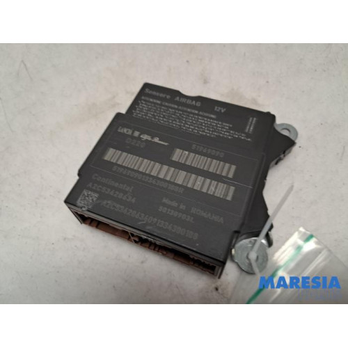Fiat - 500L - Airbag Module