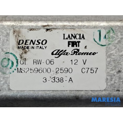 Fiat - 500L - Rear wiper motor