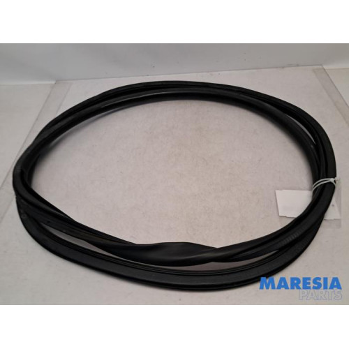 Peugeot - Expert - Sliding door seal, right