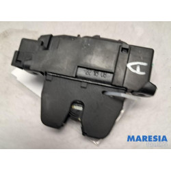 Peugeot - Expert - Tailgate lock mechanism