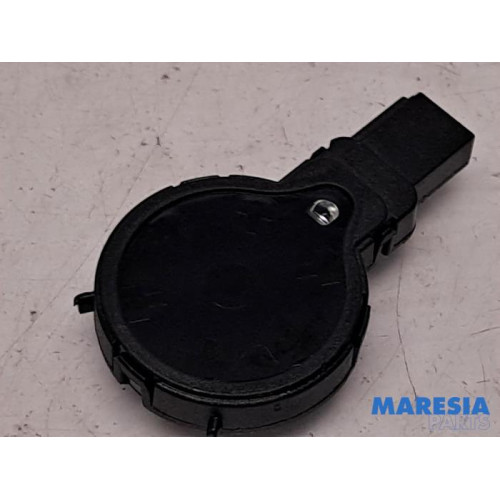 Fiat - 500L - Rain sensor