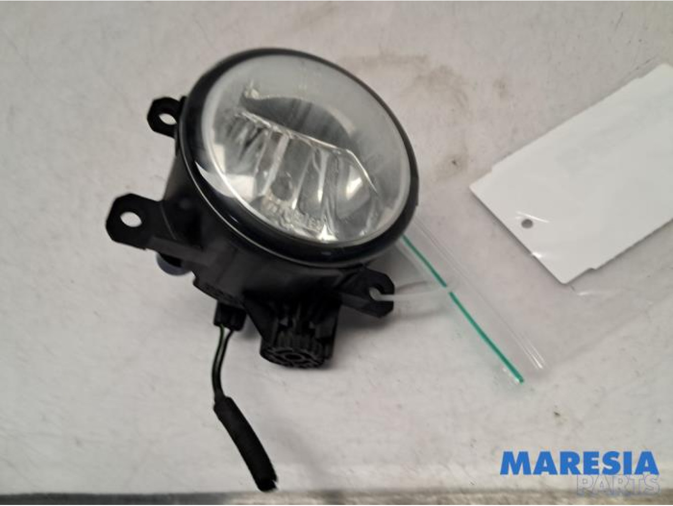 Fiat - 500L - Fog light, front right