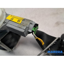 Fiat - 500L - Front seatbelt, right