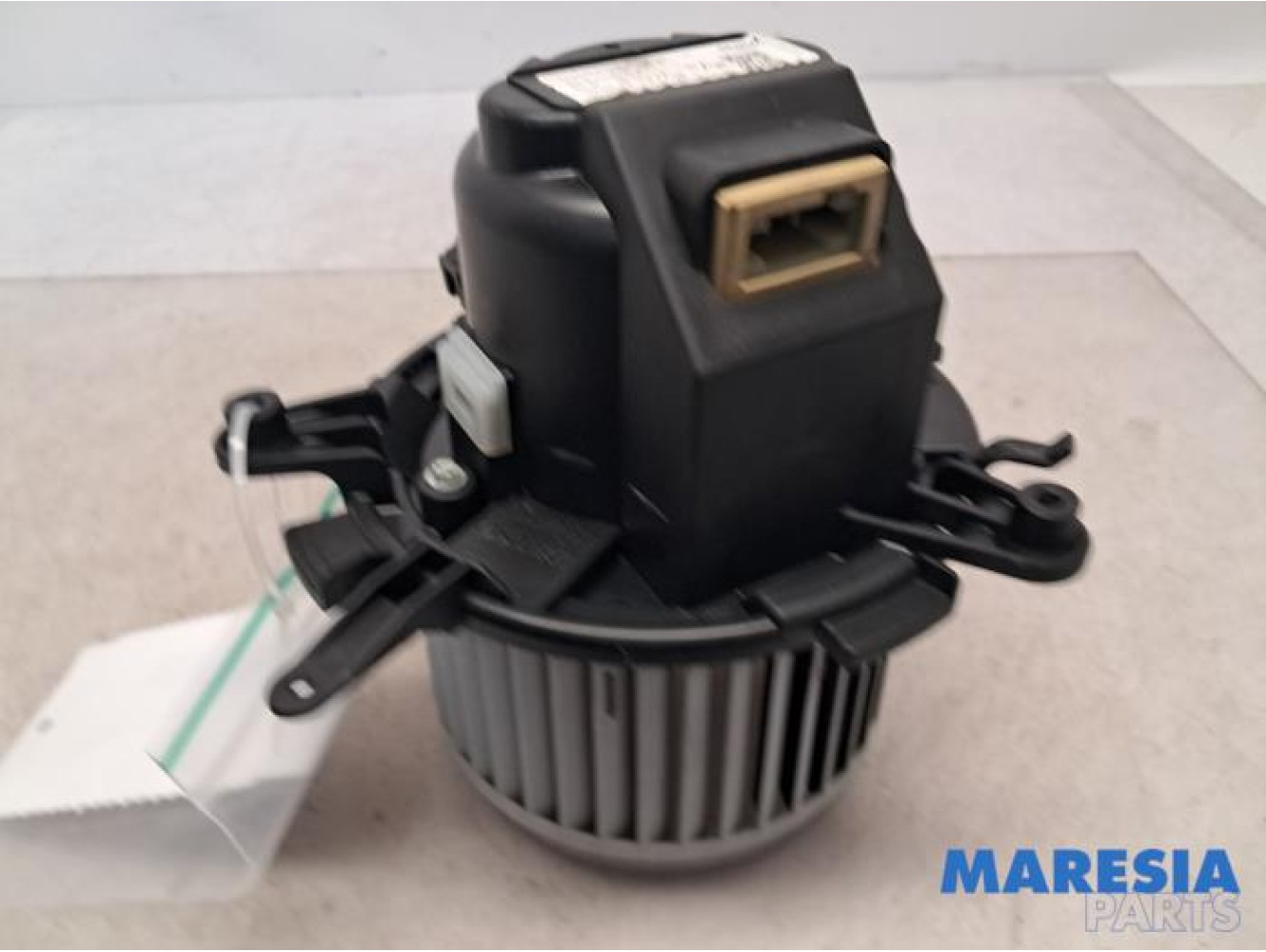 Peugeot - Expert - Heating and ventilation fan motor