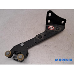 Peugeot - Expert - Sliding door roller, right