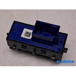 Peugeot - Expert - PDC switch