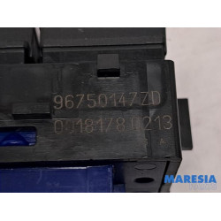Peugeot - Expert - PDC switch