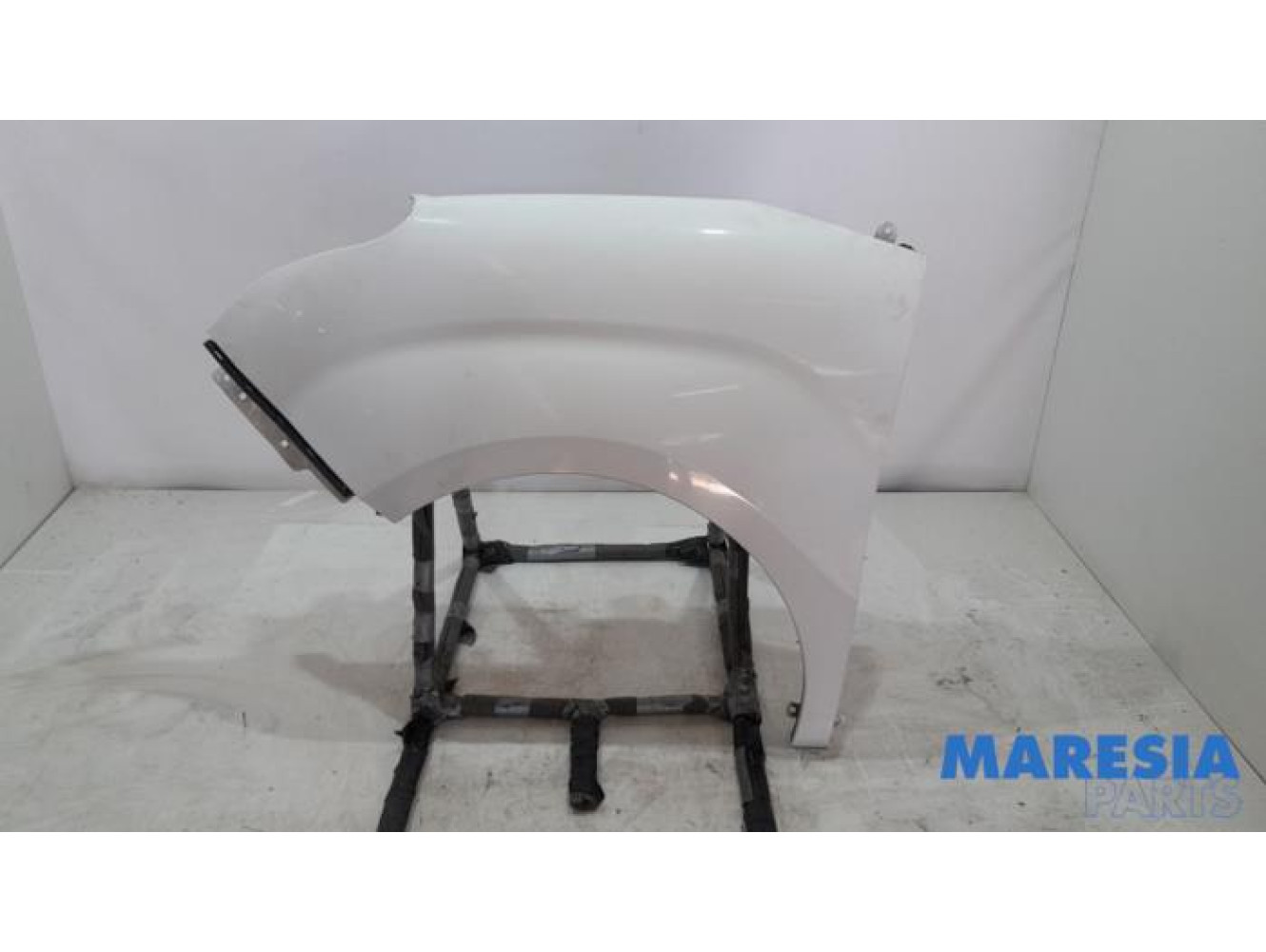 Fiat - Doblo - Front wing, left